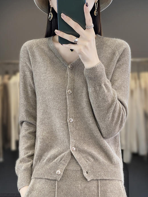 QH-RY110早秋开衫女短款长袖韩版宽松毛衣纯色百搭气质法式针织上衣小外套 商品图0