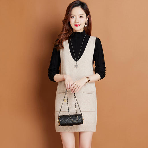 秋冬新款，中长款毛衣女遮屁股洋气打底针织上衣背心裙子两件套CC-XX-3629 商品图2