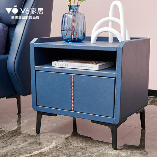 V6家居  AFC1-047床头柜 商品图1