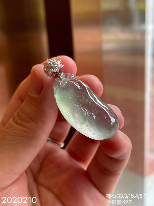 玻璃种木那飘翠福袋吊坠    69999【2020210】 商品图6