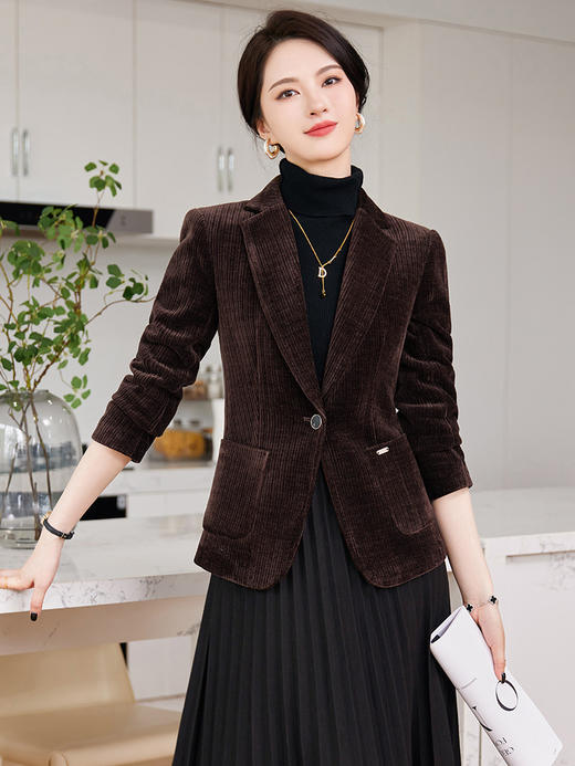 美拉德风灯芯绒厚款秋冬西装外套，时尚气质感职业装女士西服MGG-A7206 商品图0