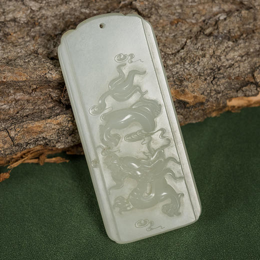 新疆和田玉籽料龙牌 商品图3