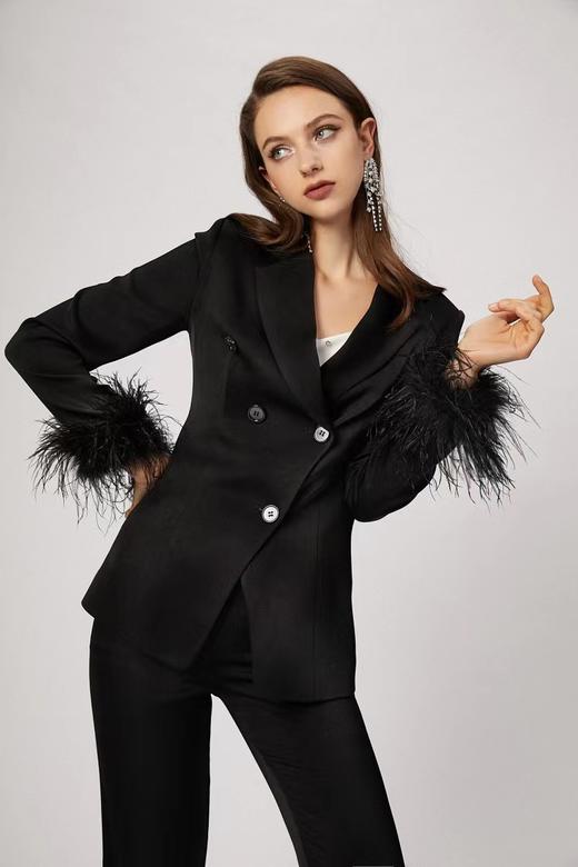 黑色鸵鸟毛可拆式袖口进口缎面醋酸修身西装 商品图1