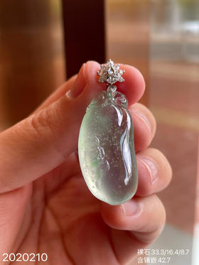 玻璃种木那飘翠福袋吊坠    69999【2020210】