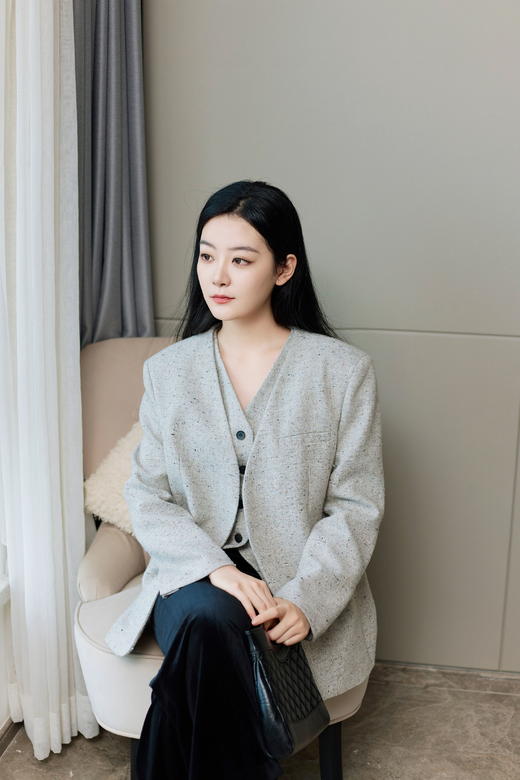 老钱叠穿烟花灰马甲套装 商品图3