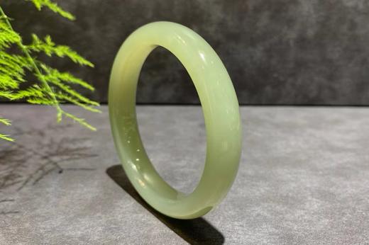 【御珠宫坊】青白玉手镯54.5mm 商品图1