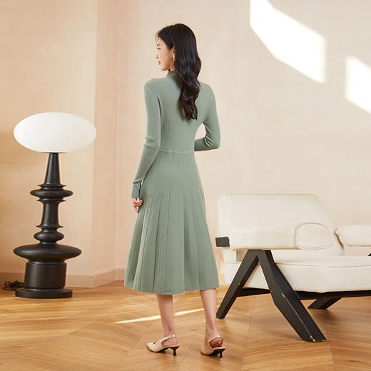 东黎 • 山羊绒女士秋冬半高领气质打底连衣裙 3068 商品图1