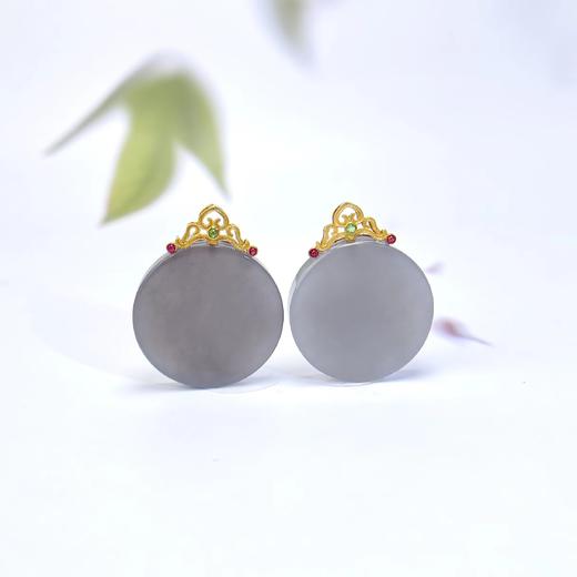 18K金镶和田玉烟紫吊坠-圆牌精品 商品图0