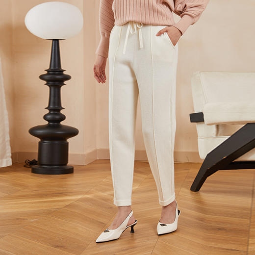 东黎 • 小山羊绒女士秋冬时尚休闲百搭羊绒小脚裤  3296 商品图0