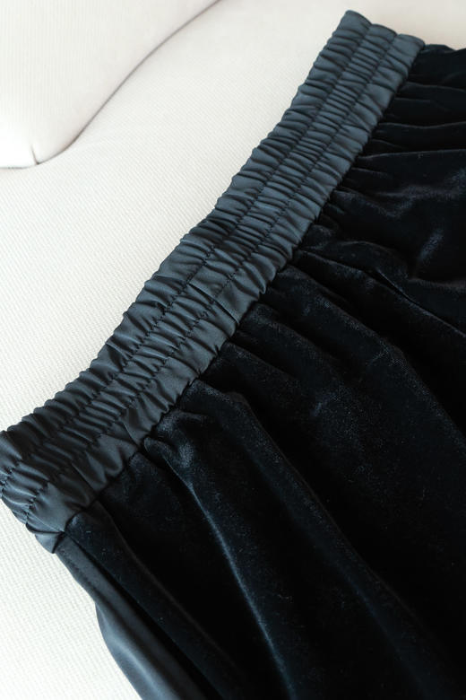 万姿风情拼接丝绒套装 商品图5