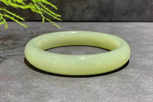 【御珠宫坊】青白玉手镯54.5mm 商品图4