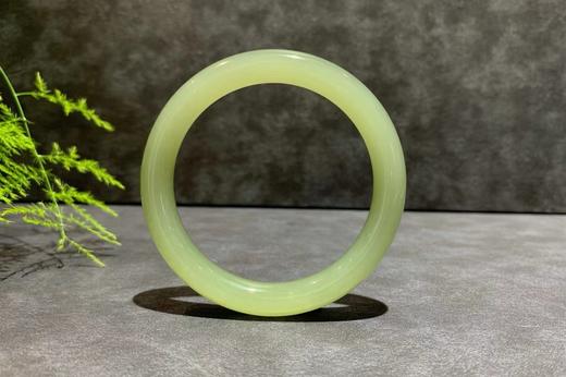 【御珠宫坊】青白玉手镯55.5mm 商品图4