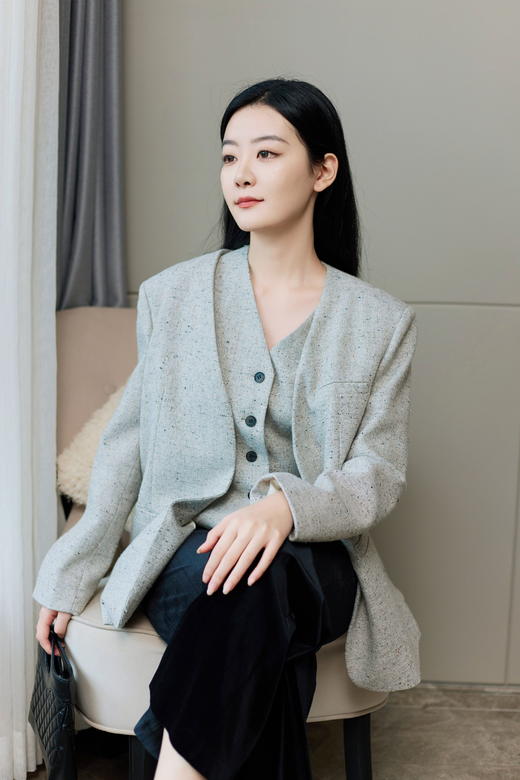 老钱叠穿烟花灰马甲套装 商品图2