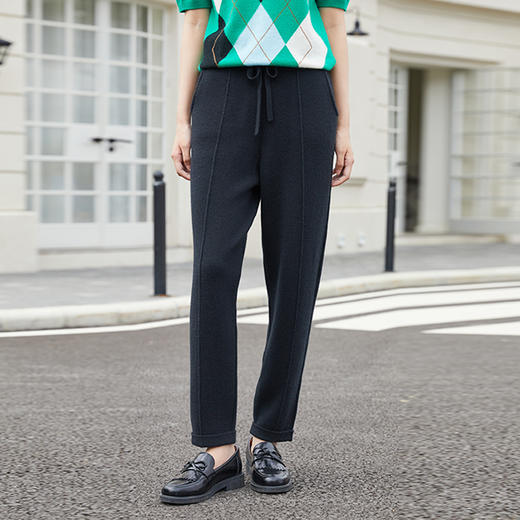 东黎 • 小山羊绒女士秋冬时尚休闲百搭羊绒小脚裤  3296 商品图4