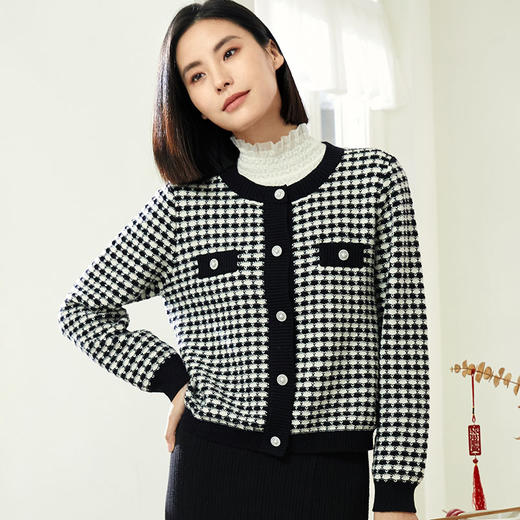 玳莎女装格子提花针织开衫秋冬新款小香风复古圆领毛衣外套  DD33315 商品图2