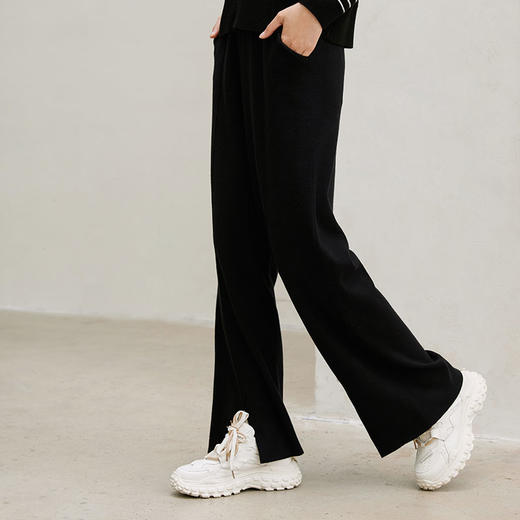 玳莎女装2023年冬季新款立缝直筒针织裤宽松黑色简约松紧腰休闲裤  DD36305 商品图1