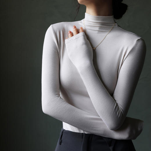 【润肤保湿防干燥！羊绒蛋白打底衣】防风防寒，温润软糯，时尚半高领，防静电，内搭外穿兼具。长袖半高领打底衫女秋冬季内搭上衣秋衣 商品图4