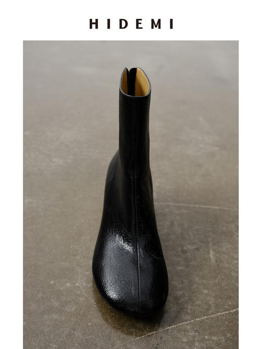 HIDEMI 牛皮圆头设计感粗跟中跟短靴 商品图6
