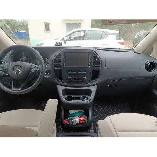 奔驰 威霆 2.0T 精英版 7座【长租-北京】 商品图4