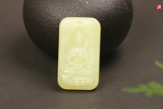 和田玉黄玉【观音】吊坠 商品图0