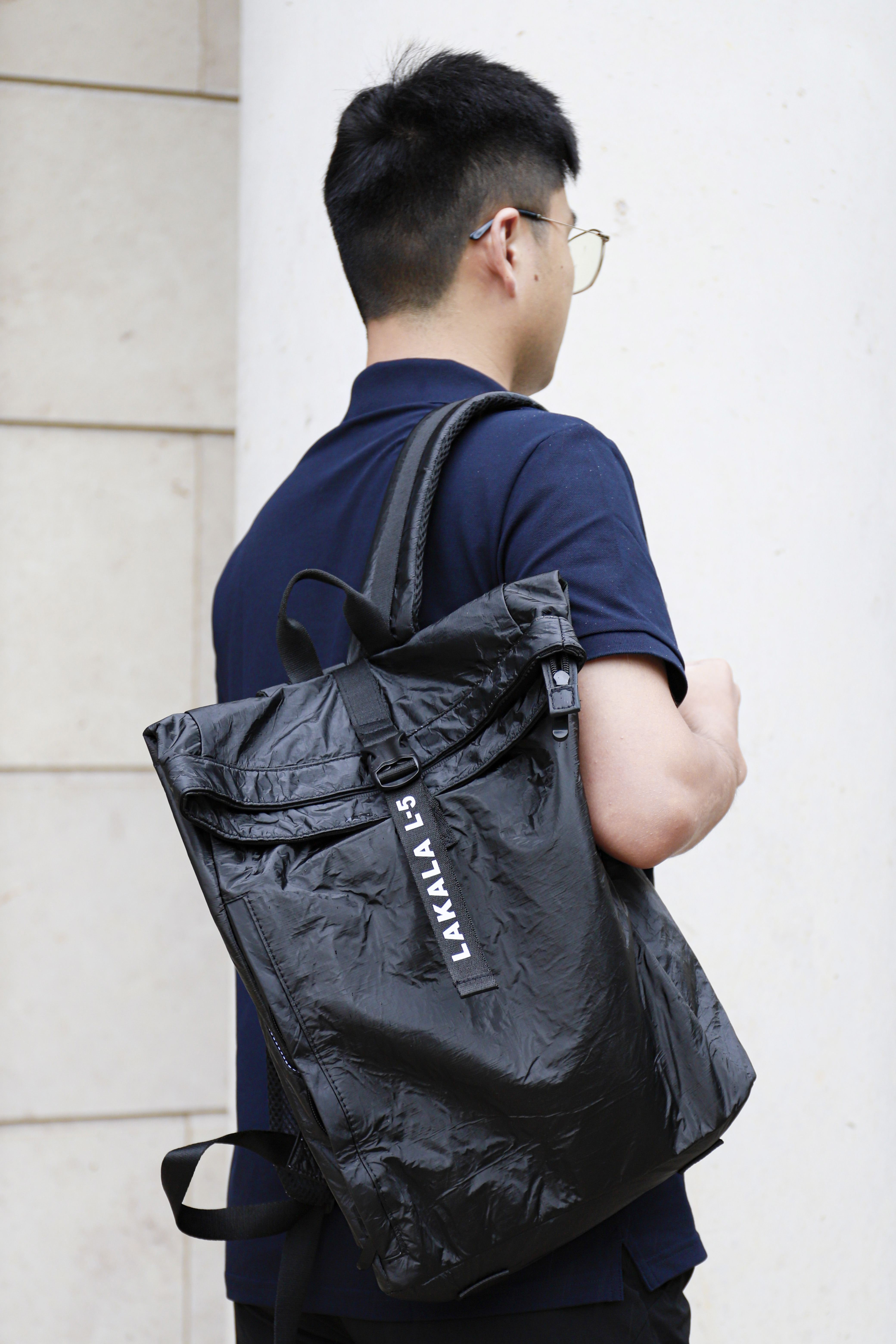 L5 | 黑色商务潮酷双肩包