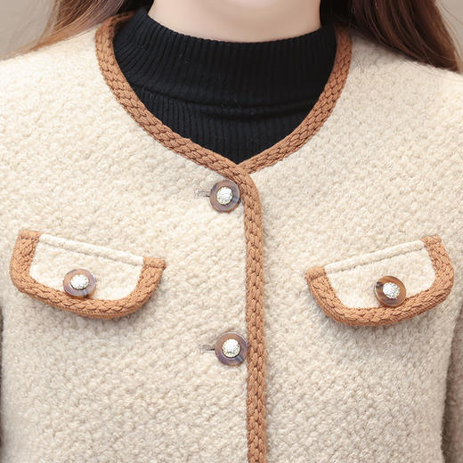 简约短款修身时尚毛呢外套，圆领单排扣小香风气质上衣QYM-XQD-1C2358-L 商品图3