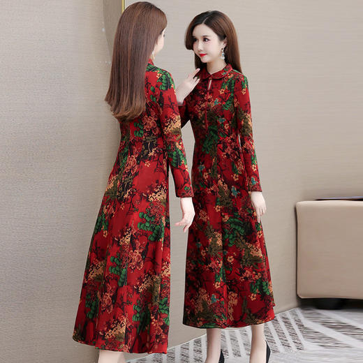 时尚气质，百搭长款连衣裙QYM-LRX-J22355-Y 商品图3