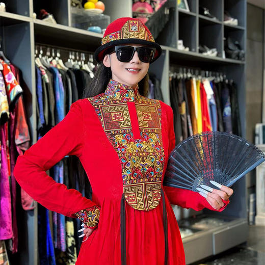 千金裘绣花复古连衣裙  | 杨丽萍老师同款 |  藏蓝色 红色 商品图0