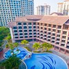 到手￥4999起/单人30晚--海南伽澜康养度假酒店(琼海博鳌店) | 出门就是沙滩，景观阳台，昼揽热带风情园林风情，会员享立减300元/人 商品缩略图1
