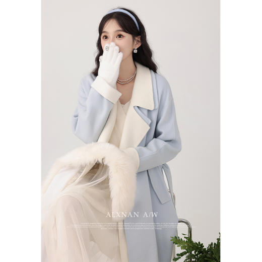 鹿向南《晴雪万里》双面呢大衣女2023秋冬浅蓝色小个子羊绒外套 商品图3