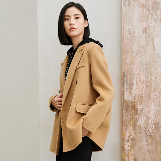 玳莎女装2023年冬季新款绵羊毛双面呢双排扣驼色西装通勤气质外套  DD37305 商品图1
