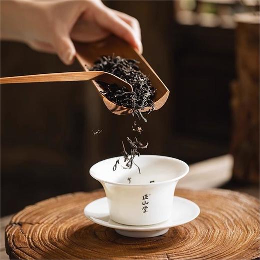 正山堂 正山小种礼盒装 红茶叶传统烟熏工艺长辈送礼100g 商品图6