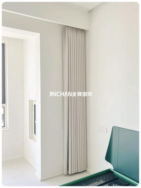 软软糯糯的奶油色窗帘，谁挂谁好看