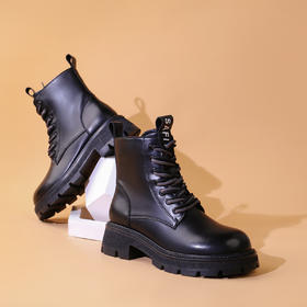 Safiya/索菲娅2023秋冬潮酷机车风百搭系带厚底英伦粗跟短靴 SF34116066/SF34118066