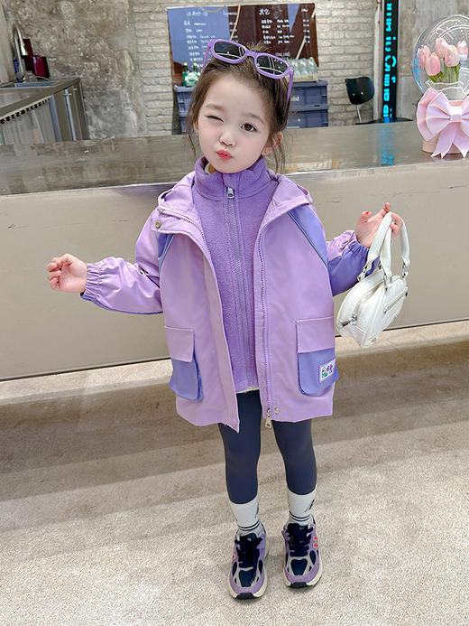 【时尚立领设计！女童冲锋衣】女童三合一可拆卸冲锋衣 秋冬新款 洋气女孩宝宝冬装儿童外套 可拆卸设计添趣味 三合一功能全面保护-QQ 商品图4