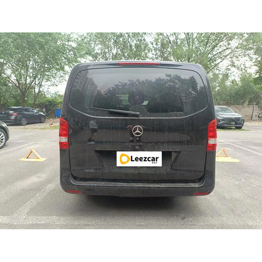 奔驰 威霆 2.0T 精英版 7座【长租-北京】 商品图3