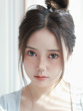 Holy nara 日抛 九度冰糖棕/九度冰糖蓝（14.5最高800）