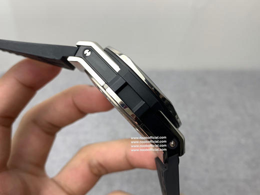 NOOB强刺青 系列—刺青腕表！原装1:1开模，耗时两年倾心打造！表壳：尺寸45mm，技术重大突破、业内对版钛金属外壳，市面流传版本大多为钢壳，表壳模具多达十几件 商品图5
