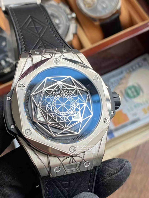 NOOB强刺青 系列—刺青腕表！原装1:1开模，耗时两年倾心打造！表壳：尺寸45mm，技术重大突破、业内对版钛金属外壳，市面流传版本大多为钢壳，表壳模具多达十几件 商品图7