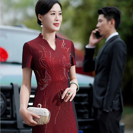 MLY秋季过膝中长喜婆婆婚宴装结婚礼服钉珠连衣裙 商品图1