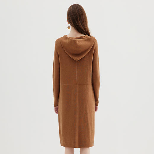 EITIE爱特爱冬季新款显瘦修身连帽连衣裙长裙7201908 商品图4