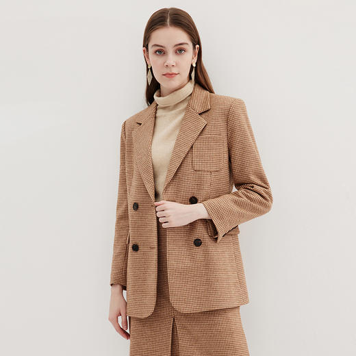 EITIE爱特爱冬季新款经典格纹翻领西装外套女7203904 商品图3