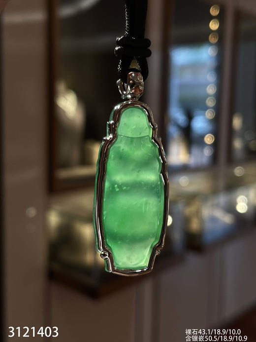 玻璃种木那艳绿佛公吊坠【3121403】具体价格微信咨询 商品图7