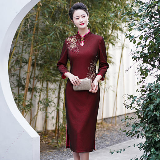 MLY秋冬新款旗袍复合料中长款钉珠旗袍立领宴会礼服 商品图2
