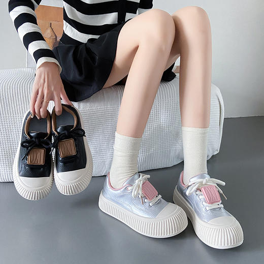 「两色可选！新款上架」2023秋季小白鞋 新款韩版ins运动跑步女学生厚底休闲街拍鞋 商品图3