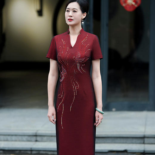 MLY秋季过膝中长喜婆婆婚宴装结婚礼服钉珠连衣裙 商品图3