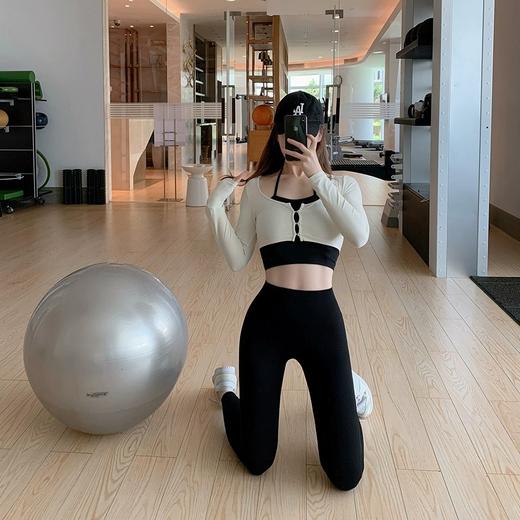 【限时秒】YOGACODE【火树银花系列】拼色挂脖假两件长袖瑜伽服YCDSL615（半固定一体杯） 商品图3