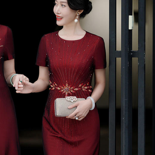 MLY秋季过膝中长喜婆婆婚宴装结婚礼服钉珠连衣裙 商品图5