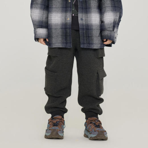 jnby  23年冬款  束脚长裤 1N0E10050 商品图1