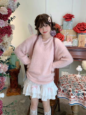不懂粉色系的有难啦，这件毛衣瞬间抓住你的少女心~